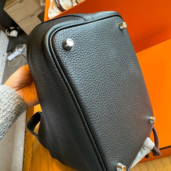 Hermes Picotin 18 black clemence leather with palladium hardware - Picture 4 of 11